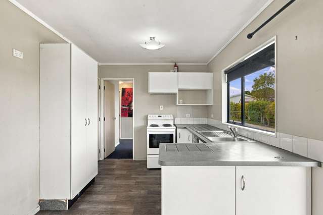 2/48 Arthur Crescent Hilltop_3