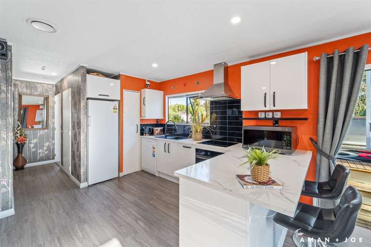 2/6 Makora Road Massey_4