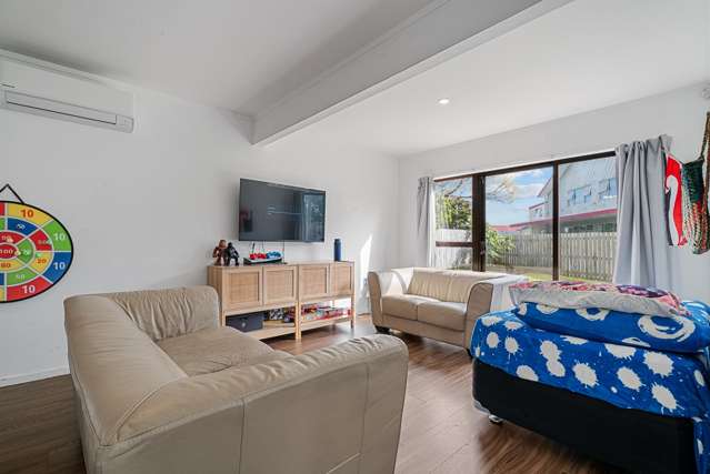 12/19A Gray Avenue Mangere East_1