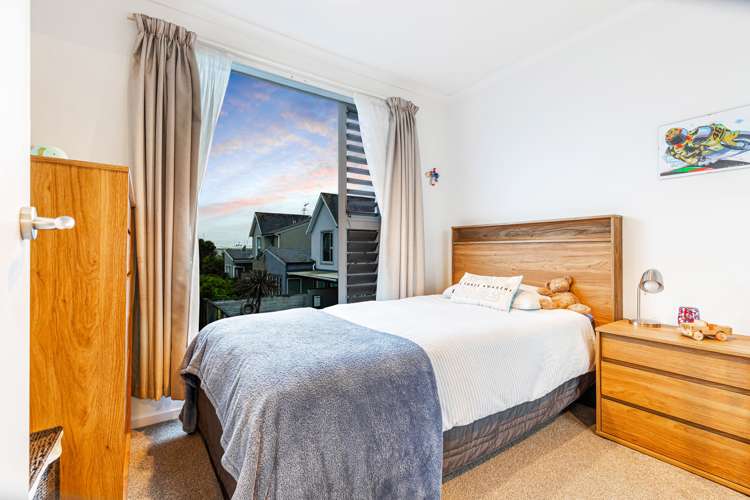 9t Clearwater Cove West Harbour_8