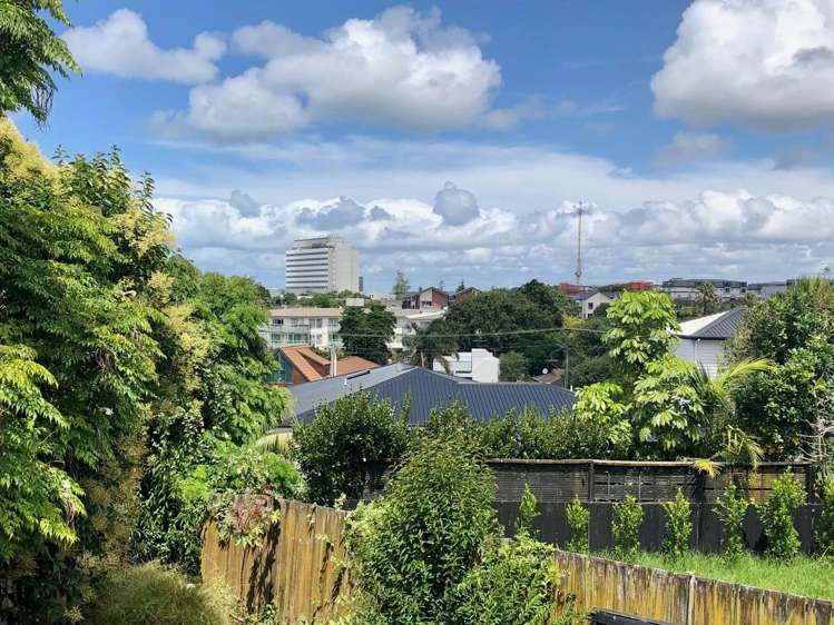 1/19a Forrest Hill Road Milford_9