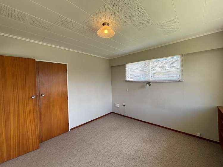 14 Katene Street West End_5