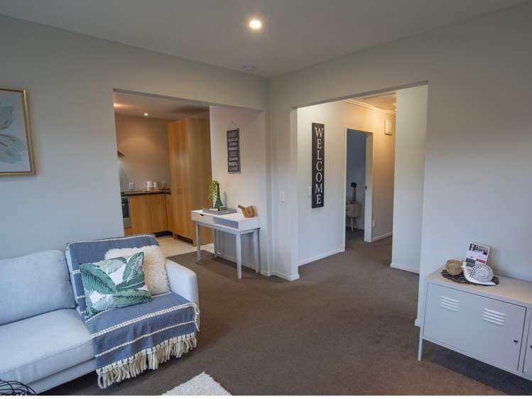 29 Burden Avenue Wainuiomata_5