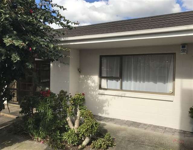 18b Edgewater Grove Orewa_2