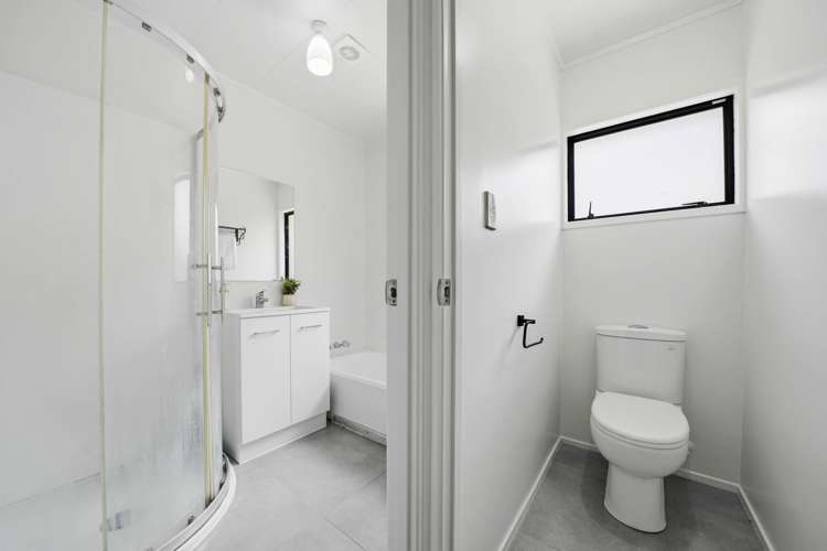 1/15 Kupari Place Totara Vale_10
