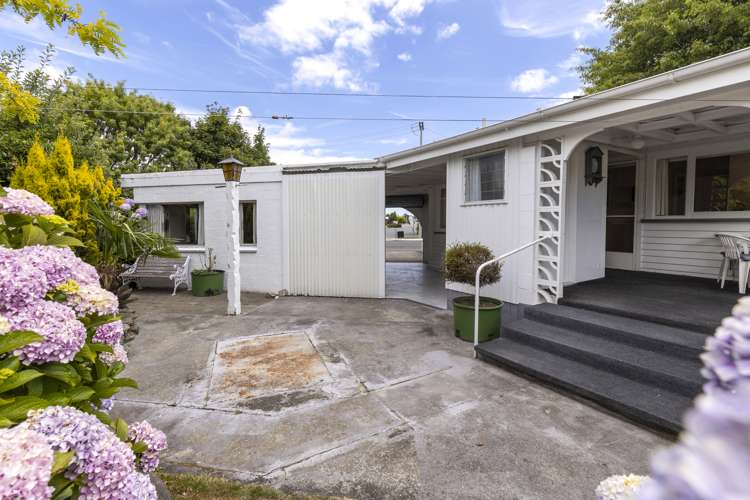 67 New Renwick Road Burleigh_26