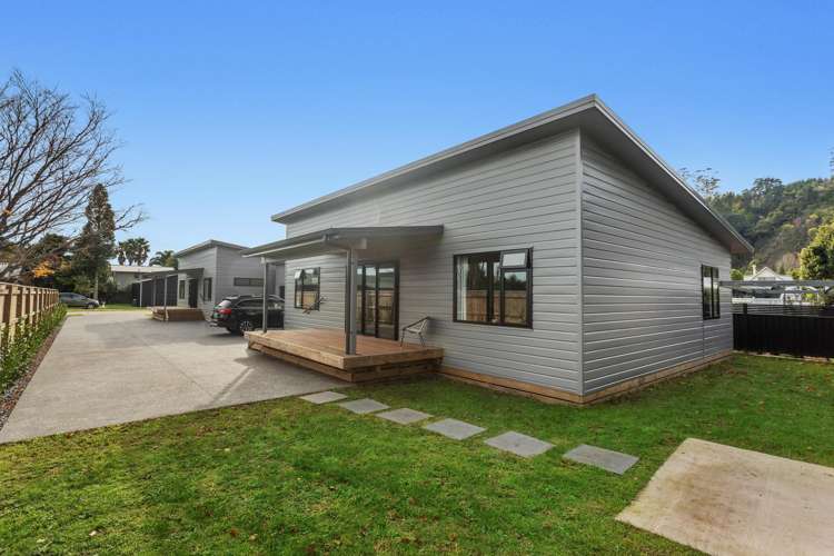 64 Douglas Street_0