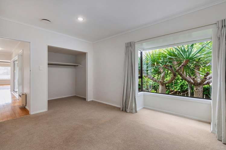 1/54 Seaview Terrace Mt Albert_13