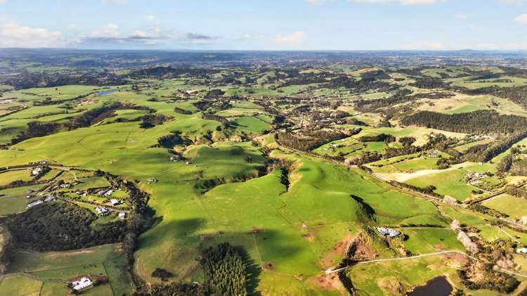 55 Coster Road Muriwai_14
