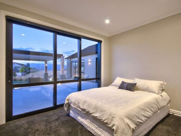 9 Bretby Court Jacks Point_15