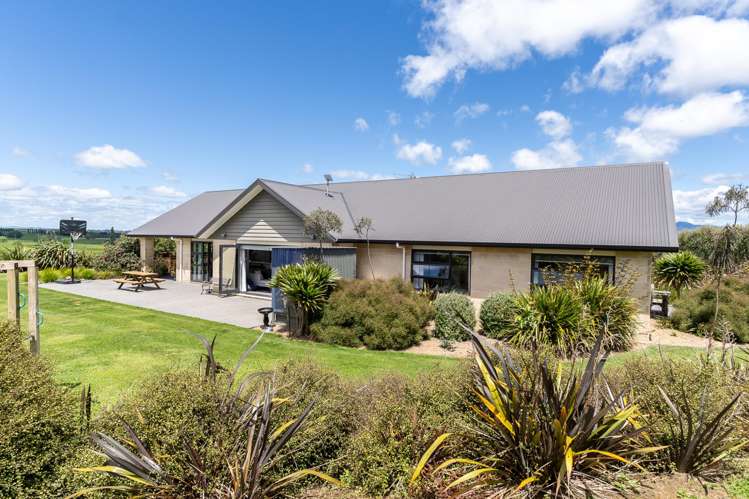 83 Maisey Road Ngahinapouri_16