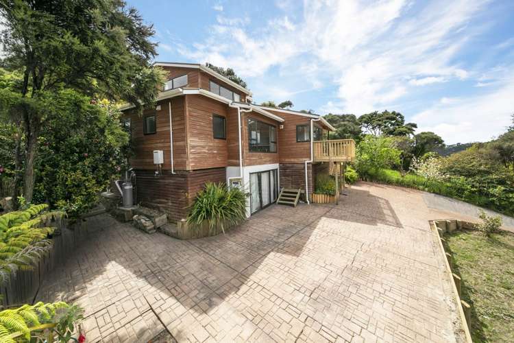 42 Rauhuia Crescent Parau_14