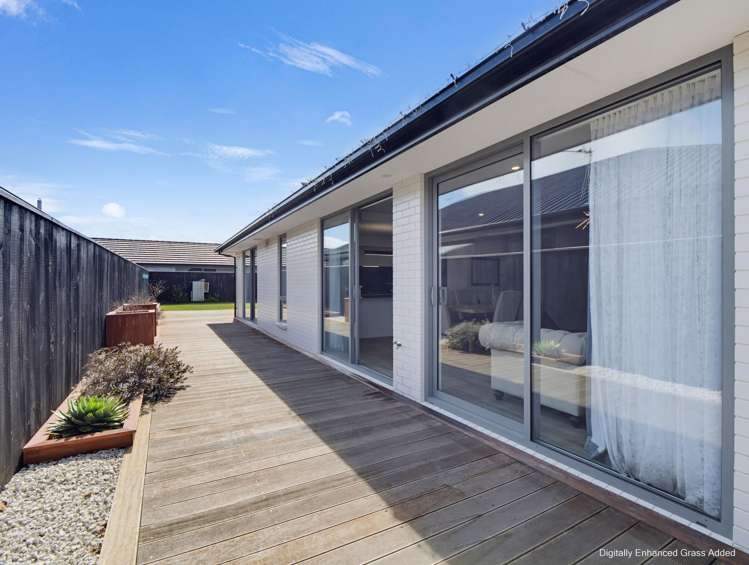13 Zinnia Way Wigram_24