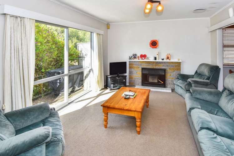 5 Barnard Place Manurewa_2