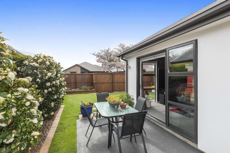 37 Little Oaks Drive Yaldhurst_14