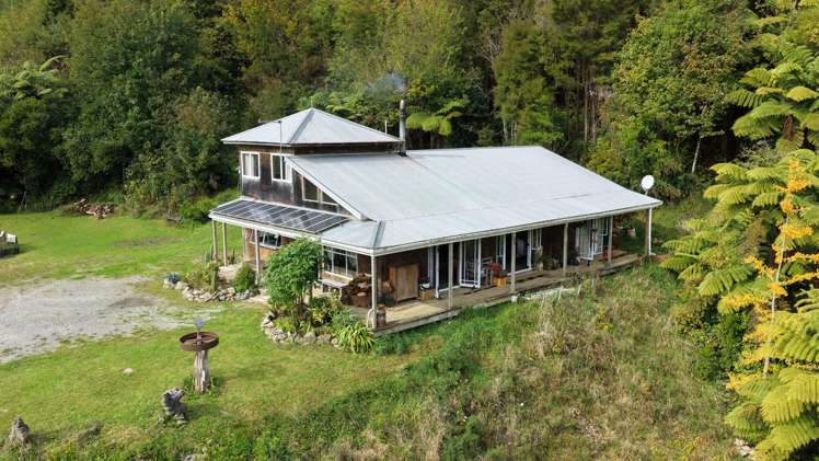 1155 East Takaka Road Upper Takaka_18