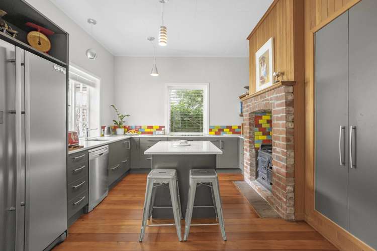 23 Marine Parade Eastbourne_13