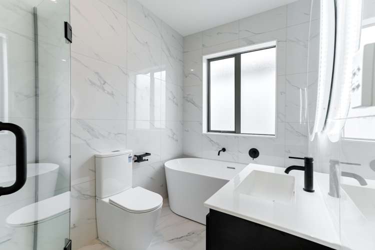 10 Taiororua Avenue Massey_14