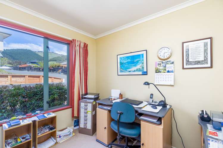 48 Olympus Way Richmond_10