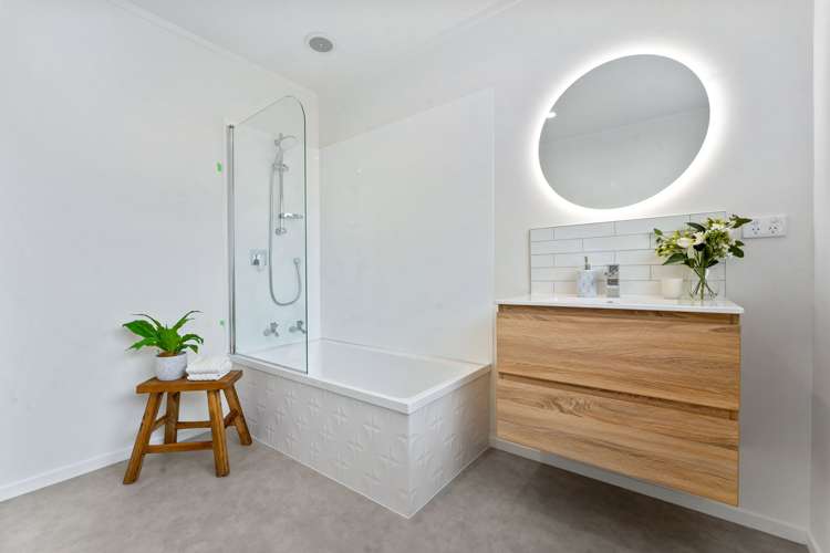 1 Hadfield Street Beach Haven_14