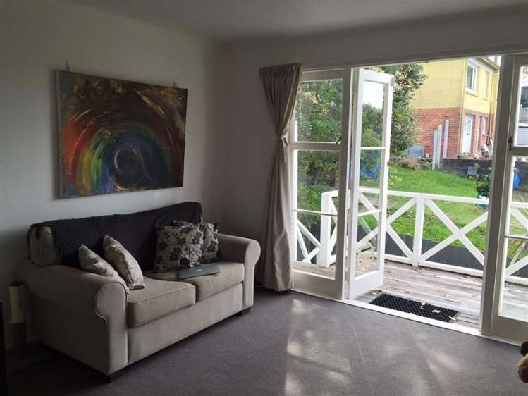 2/10 William Bond Street Stanley Point_2