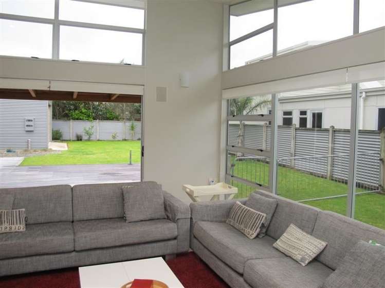 105 Ocean Close Matarangi_2