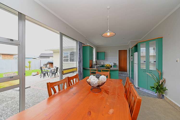 38 Upham Crescent Taradale_6