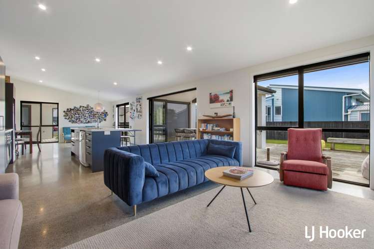 26 Reel Road Athenree_10