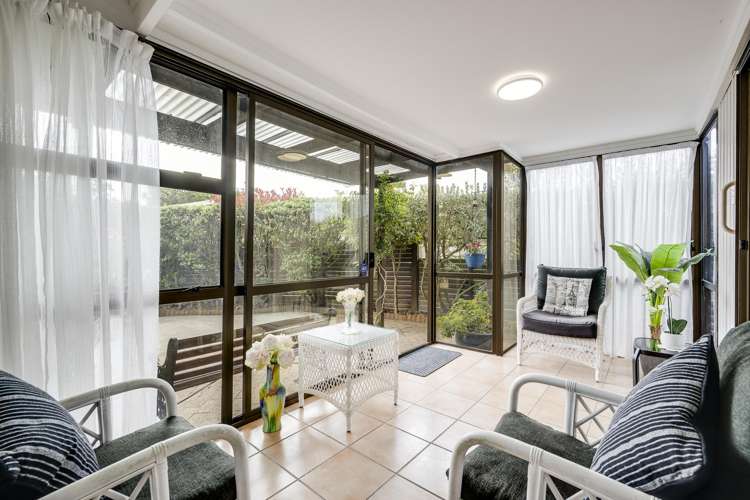 2/30 Ngarimu Crescent Taradale_8