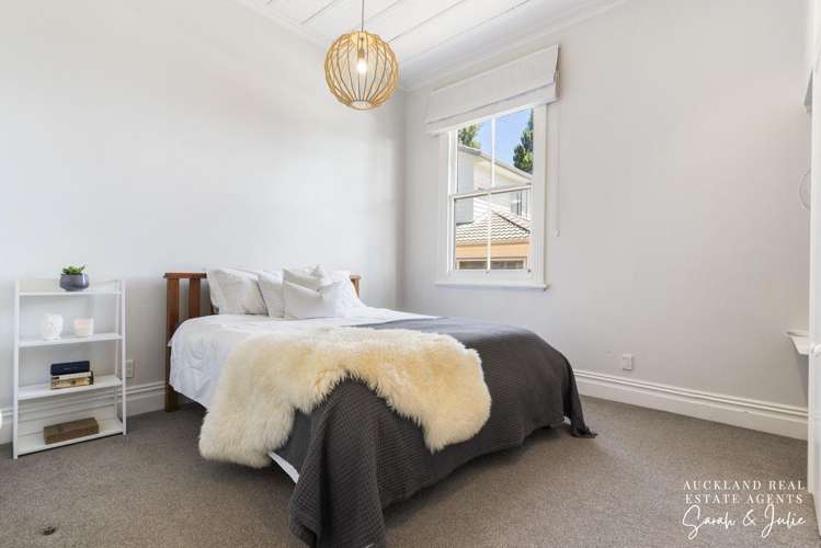1A/1122 New North road Mount Albert_8