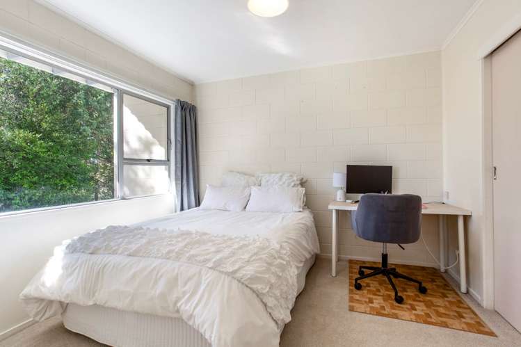2/72 Cockayne Crescent Sunnynook_9