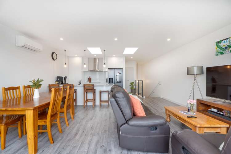 63b Whitford Brown Avenue Papakowhai_12