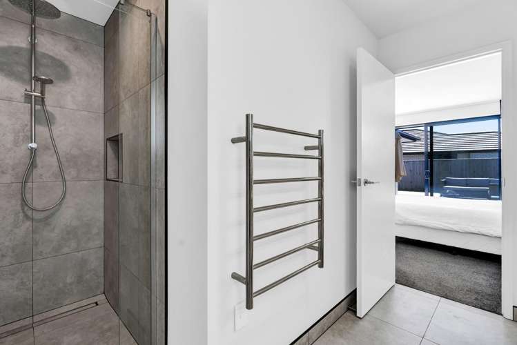 44 Aratapu Street Waitara_11