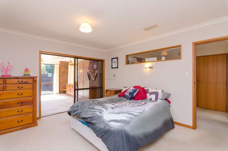 16 Boltons Road Masterton_15