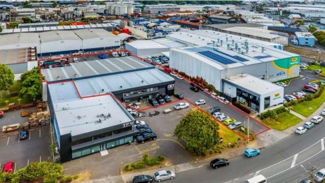 1,356sqm Warehouse + 1,634 sqm yard