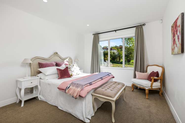 145 Okura River Road Okura_15