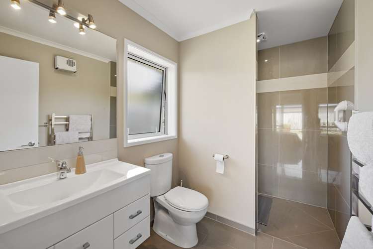 7 Ryder Drive Waiwhakaiho_15