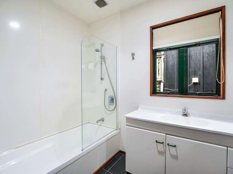 93 Upland Road Aongatete_16