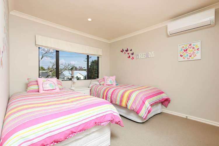 1b Hollywood Avenue Epsom_13