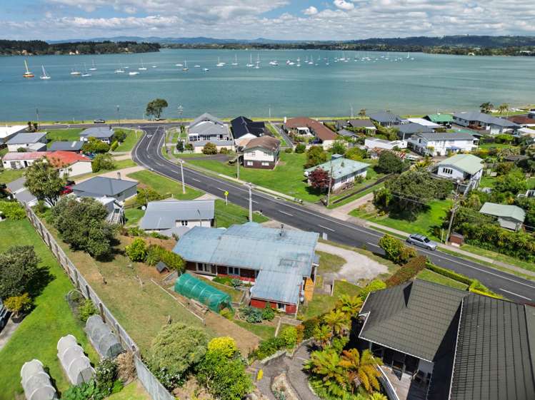 10 Omokoroa Road_0