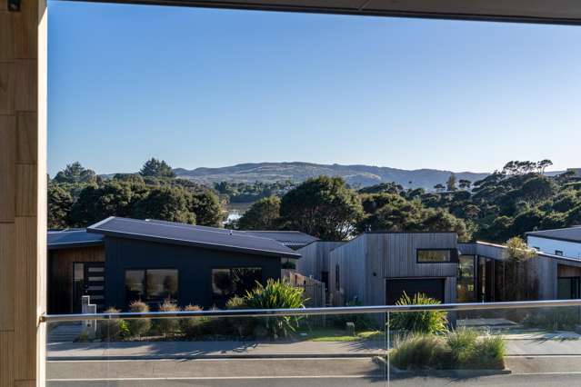 31 Omahina Street Raglan_4