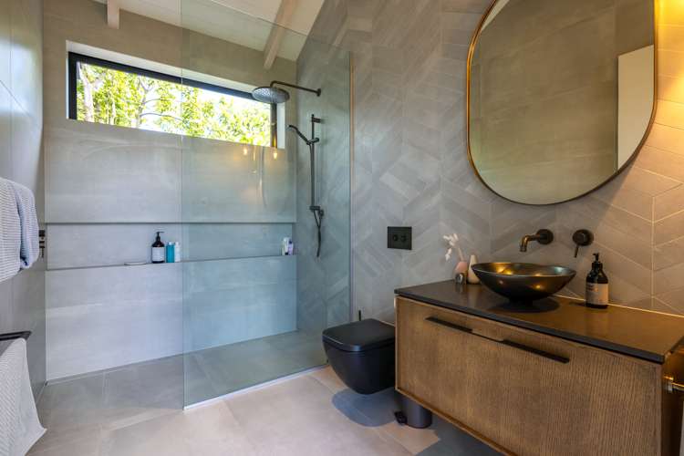 8 Waikare Road Oneroa_14