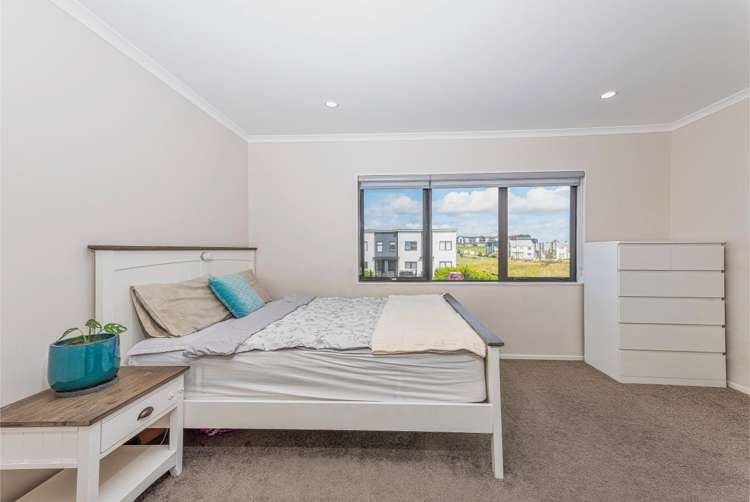 4 Lumbarda Drive Kumeu_9