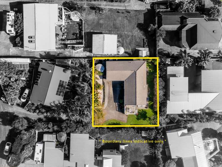 2/984 Whangaparaoa Road Manly_29