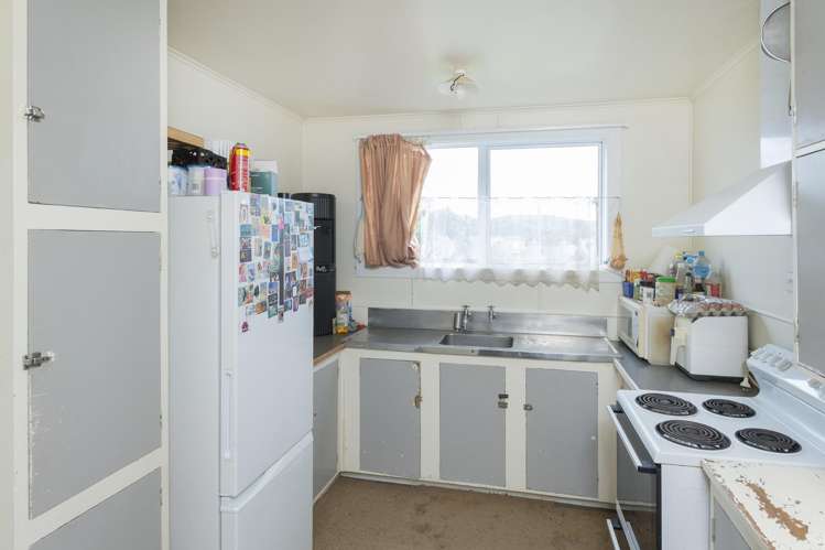 11-17 Cambridge Terrace Kaiti_13