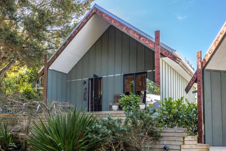 16 Te Makiri Road Onetangi_16