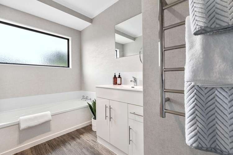 45A Pemberton Crescent Greerton_16