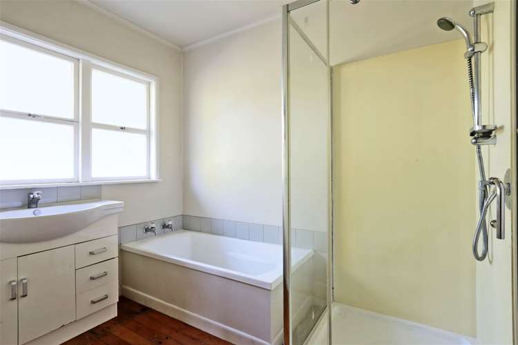 702e Park Road South Akina_3