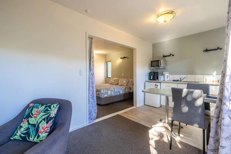 223 Ocean View Road Oneroa_13