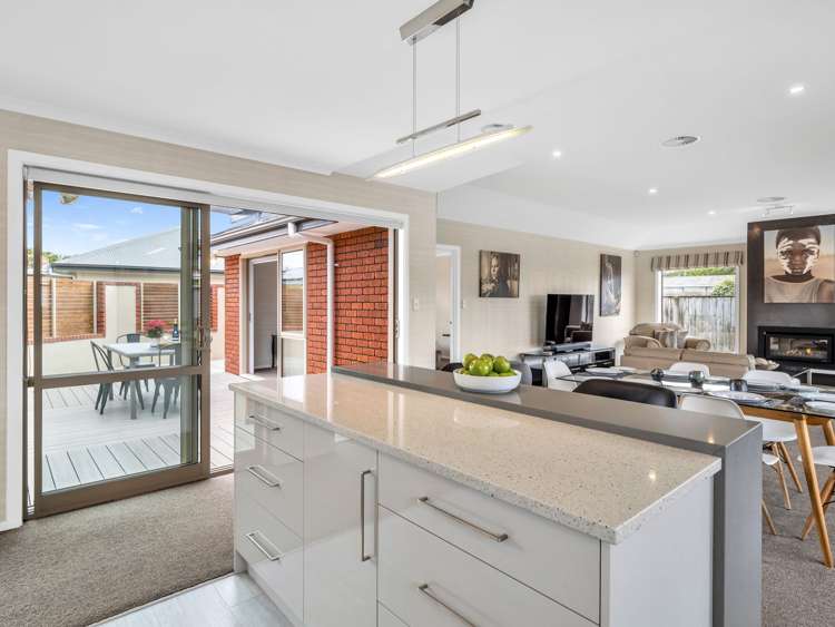 8A Vernon Avenue Takaro_16